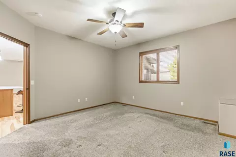 Bedroom - 4505 E Kearney Pl, Sioux Falls, SD 57110 photo 5 of 10