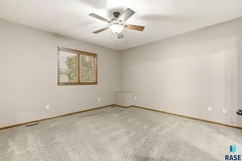 Bedroom - 4505 E Kearney Pl, Sioux Falls, SD 57110 photo 6 of 10