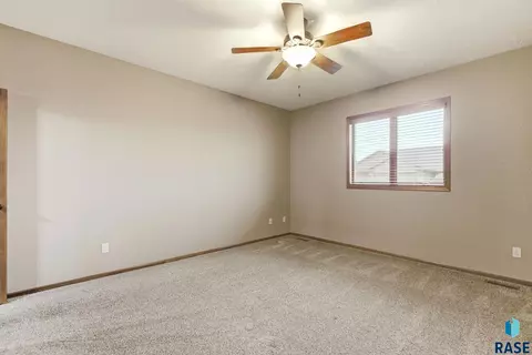 Bedroom - 4505 E Kearney Pl, Sioux Falls, SD 57110 photo 1 of 10