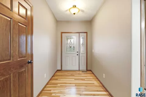 Entry Way - 4505 E Kearney Pl, Sioux Falls, SD 57110 photo 1 of 2