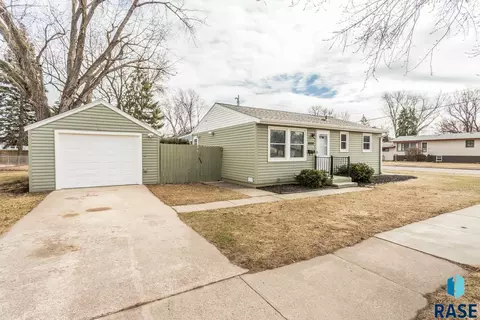800 N Garfield Ave, Sioux Falls, SD 57104