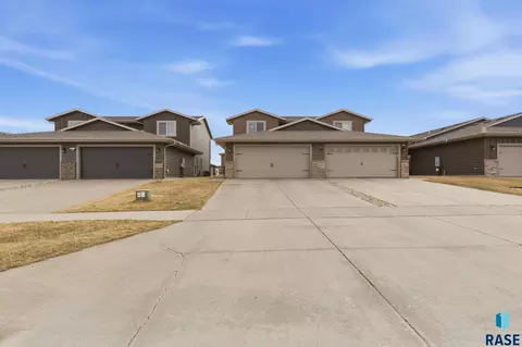 Other - 9421 W Gert St, Sioux Falls, SD 57106 photo 1 of 11