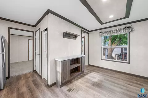W Alpha Pl, Sioux Falls, SD 57106 photo 7