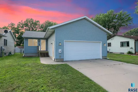 1507 N Highland Ave, Sioux Falls, SD 57103