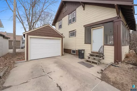 Other - 202 E 18th St, Sioux Falls, SD 57104 photo 6 of 9
