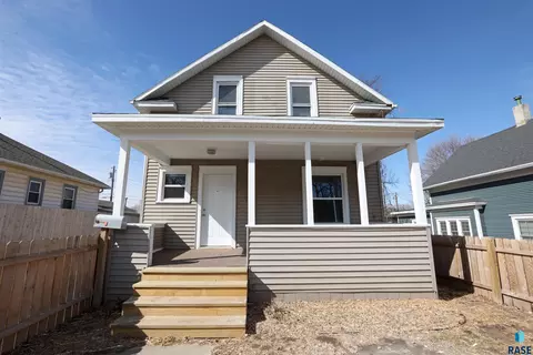 609 N Sherman Ave, Sioux Falls, SD 57103