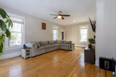 424 N Broadway St, Canton, SD 57013 photo 30