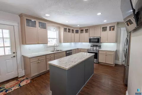 424 N Broadway St, Canton, SD 57013 photo 21