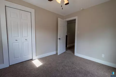 424 N Broadway St, Canton, SD 57013 photo 70