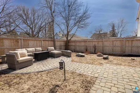 424 N Broadway St, Canton, SD 57013 photo 16