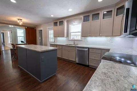 424 N Broadway St, Canton, SD 57013 photo 23