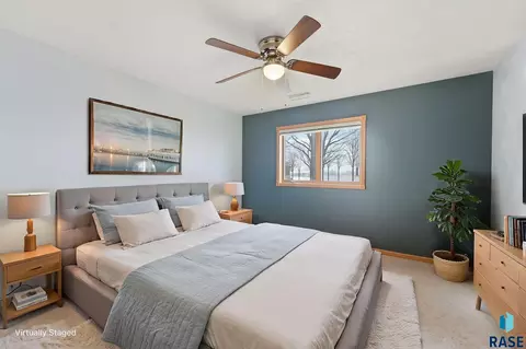 Bedroom - 45 Golf Dr, Wentworth, SD 57075 photo 7 of 10