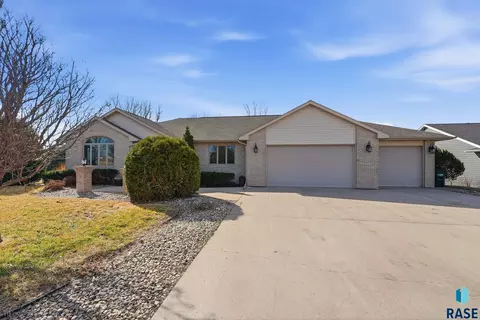 Other - 45 Golf Dr, Wentworth, SD 57075 photo 1 of 8