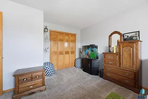Bedroom - 45 Golf Dr, Wentworth, SD 57075 photo 5 of 10