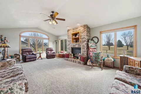 Living - 45 Golf Dr, Wentworth, SD 57075 photo 1 of 4