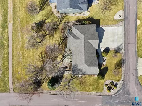View/Area - 45 Golf Dr, Wentworth, SD 57075 photo 9 of 10