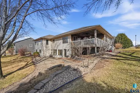 Exterior - 45 Golf Dr, Wentworth, SD 57075 photo 4 of 7