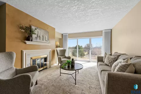 2505 S Kiwanis Ave #343, Sioux Falls, SD 57105