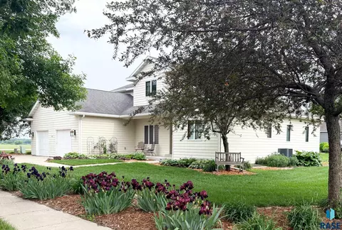 500 Brandenburg St, Luverne, MN 56156
