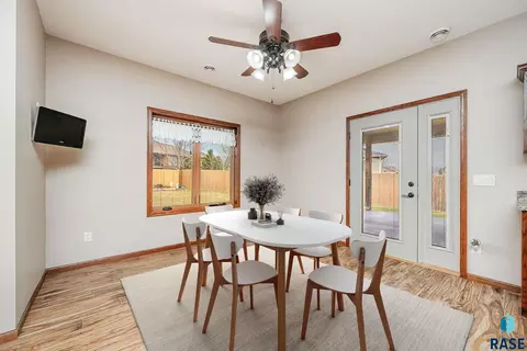 Dining - 1909 S Firefly Dr, Sioux Falls, SD 57110 photo 1 of 1