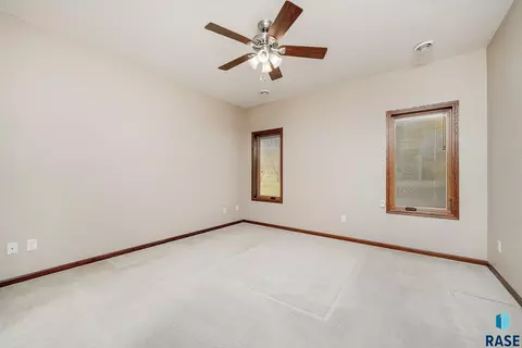 Bedroom - 1909 S Firefly Dr, Sioux Falls, SD 57110 photo 2 of 5