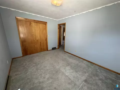 Bedroom - Division Ave, Madison, SD 57042 photo 4 of 5