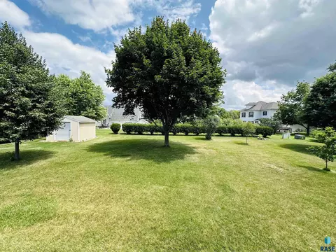Exterior - Division Ave, Madison, SD 57042 photo 14 of 18