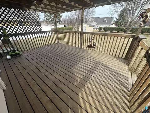 Exterior - Division Ave, Madison, SD 57042 photo 8 of 18