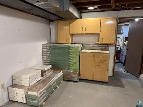 818 S Albert St, Freeman, SD 57029 photo 53