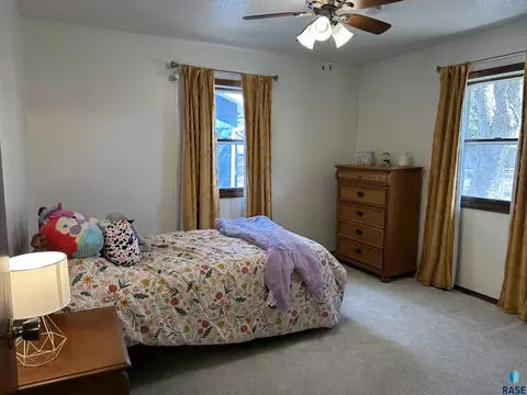 818 S Albert St, Freeman, SD 57029 photo 31