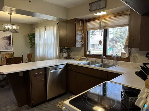 818 S Albert St, Freeman, SD 57029 photo 23