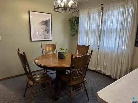 818 S Albert St, Freeman, SD 57029 photo 19