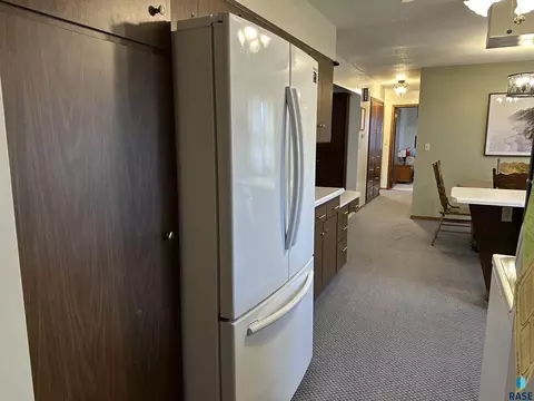 818 S Albert St, Freeman, SD 57029 photo 24