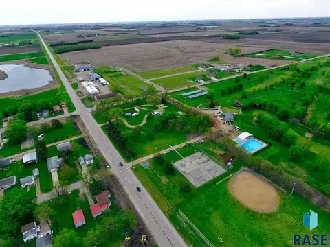 34 Hwy, Colman, SD 57017 photo 12