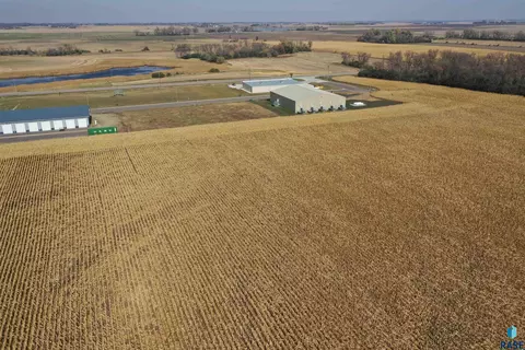 34 Hwy, Colman, SD 57017 photo 9