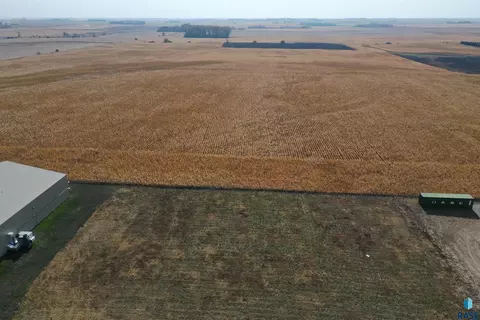 34 Hwy, Colman, SD 57017 photo 6