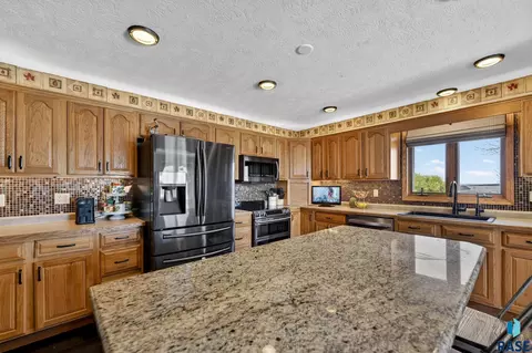 48297 Arrowhead Pl, Canton, SD 57013 photo 16