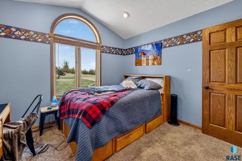 48297 Arrowhead Pl, Canton, SD 57013 photo 41