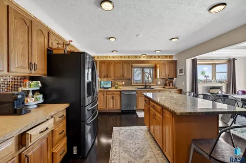 48297 Arrowhead Pl, Canton, SD 57013 photo 14