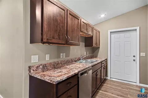 405 S Frank Ave, Garretson, SD 57030 photo 8