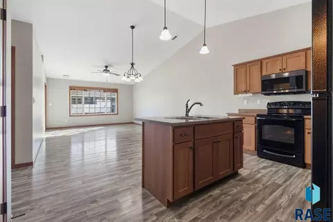 Other - 1010 N Crape Pl, Sioux Falls, SD 57107 photo 5 of 6