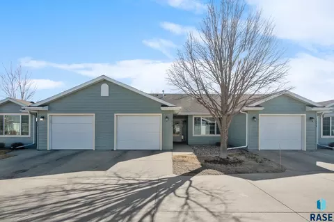 Other - 1010 N Crape Pl, Sioux Falls, SD 57107 photo 2 of 6