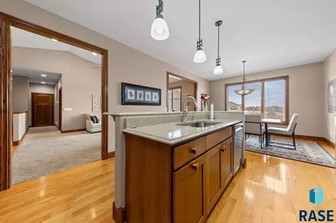 2013 Ridgeway Pl, Pierre, SD 57501 photo 10