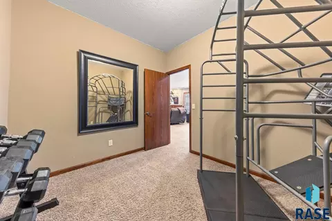 2013 Ridgeway Pl, Pierre, SD 57501 photo 24