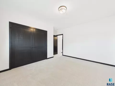 6808 E Dugout Ln, Sioux Falls, SD 57110 photo 40