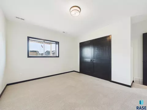 6808 E Dugout Ln, Sioux Falls, SD 57110 photo 39