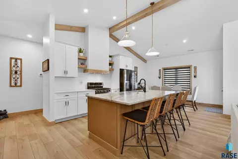 Kitchen - 2400 N Reichelt Cir, Tea, SD 57064 photo 3 of 5