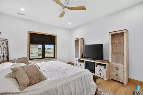 Bedroom - 2400 N Reichelt Cir, Tea, SD 57064 photo 4 of 11