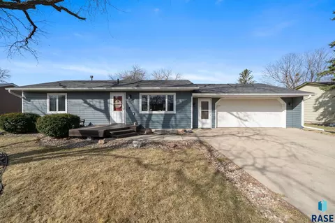 913 S Tracy Dr, Brandon, SD 57005 photo 56