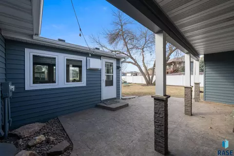 913 S Tracy Dr, Brandon, SD 57005 photo 50